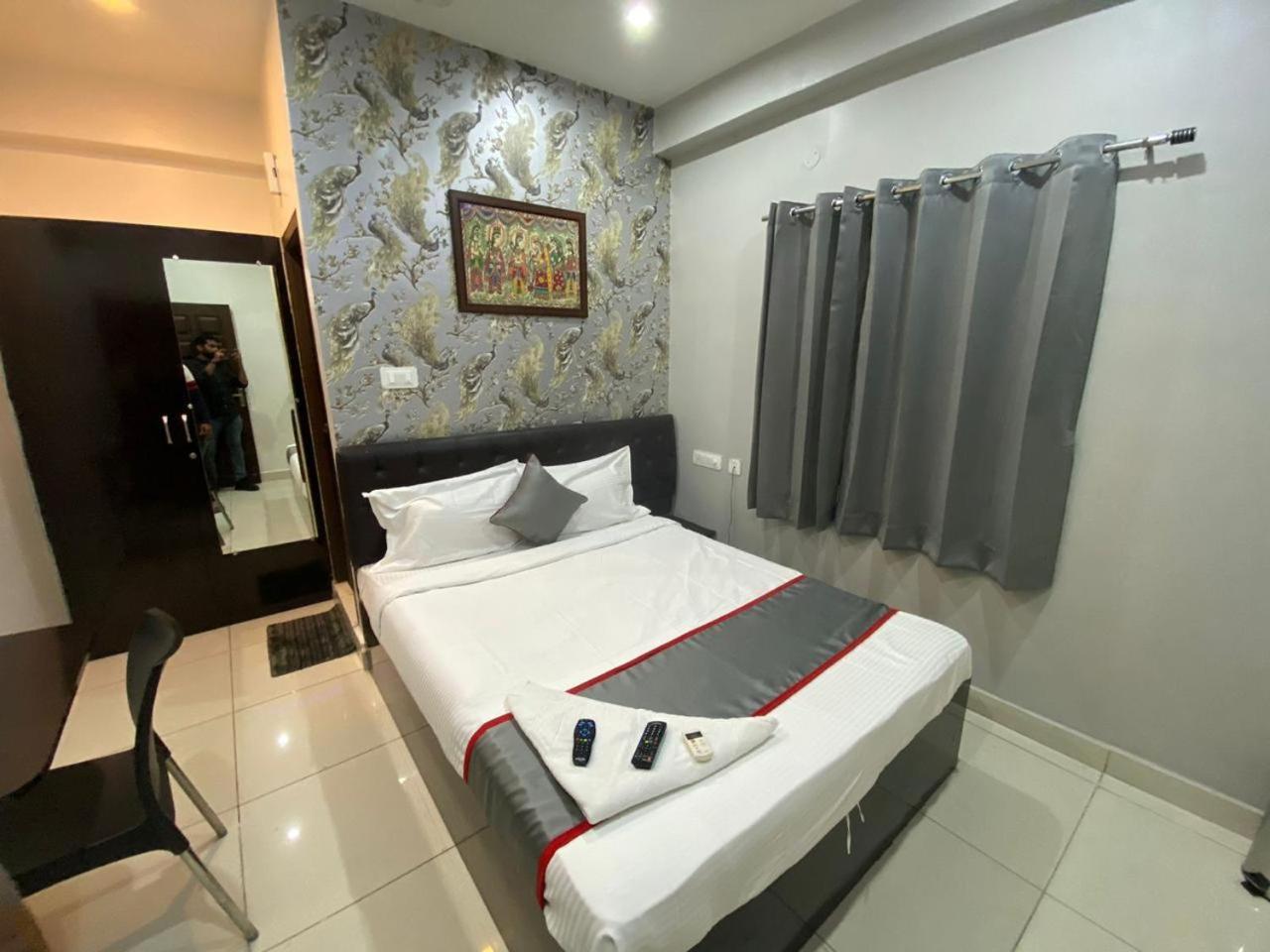 Hotel Grandview Kondapur  Exterior photo